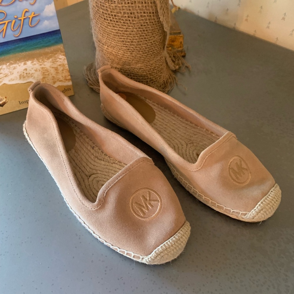 Michael KORS, NEW NEVER WORN,,Keli espadrilles, Leather upper, size 7 Medium. - Picture 7 of 10